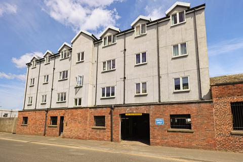 2 bed property, in Willow Holme Road, £43,000