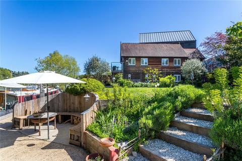 2 bed property, in Jessamy Road, £1,450,000