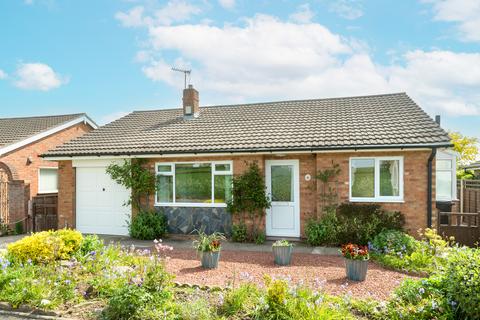 3 bed property, in Lowe Hill Road, £260,000
