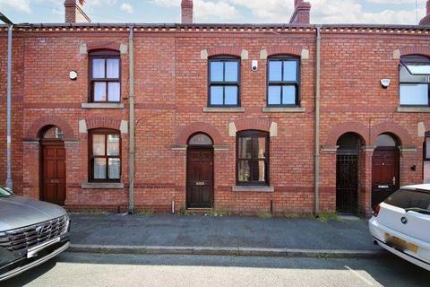 3 bed property, in Kendal Street, £139,999