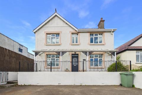 4 bed property, in North Road, £315,000