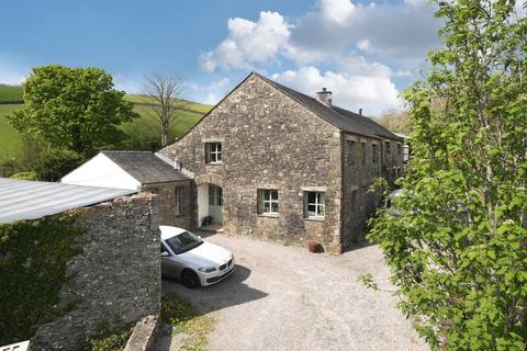 4 bed property, in Killington Hall Barn, £595,000