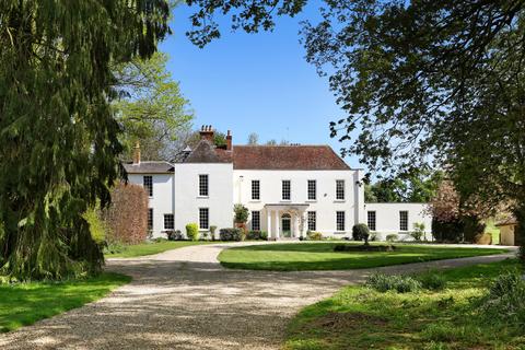 8 bed property, in South Warnborough, £3,500,000
