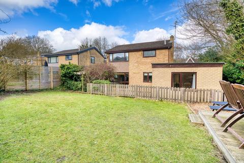 4 bed property, in Kingsway, £325,000