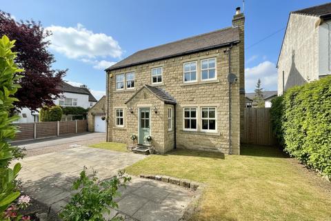 5 bed property, in London Lane, £749,950