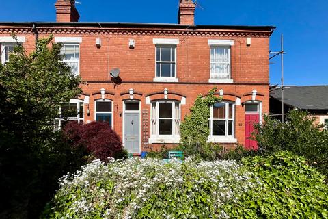 2 bed property, in Chandos Avenue, £264,950