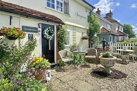 5 bed property, in Church Road, £525,000
