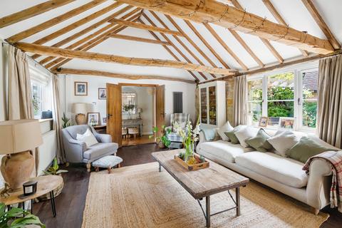 4 bed property, in Horam, £770,000