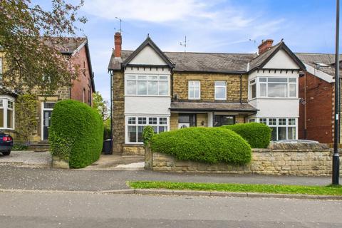 4 bed property, in Bushey Wood Road, £525,000