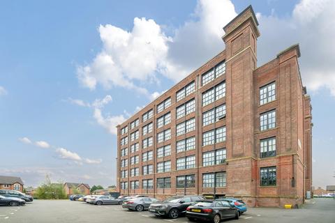 2 bed property, in Mather Lane, £150,000