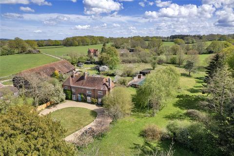 4 bed property, in Lydens Lane, £1,295,000