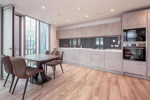 1 bed property, in The Blade, £300,000