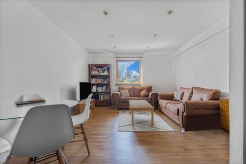 3 bed property, in Gaselee Street, £480,000