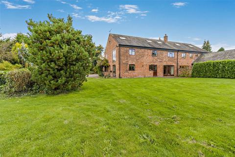 6 bed property, in Rosemary Lane, £750,000