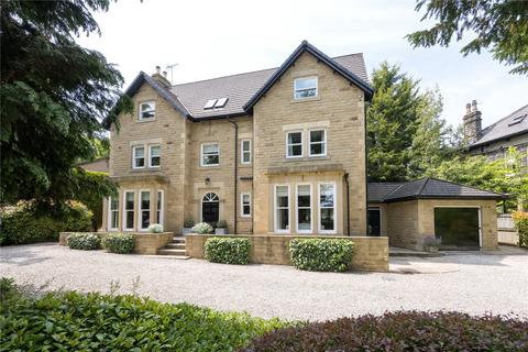 5 bed property, in The Oval, £2,950,000