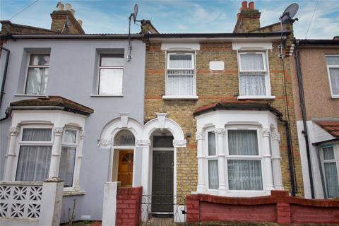 3 bed property, in St. Bernard's Road, £450,000
