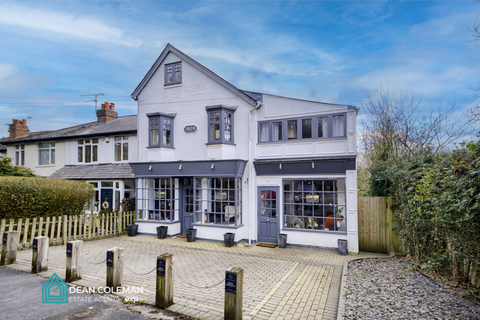 5 bed property, in Old Birmingham Road, £750,000