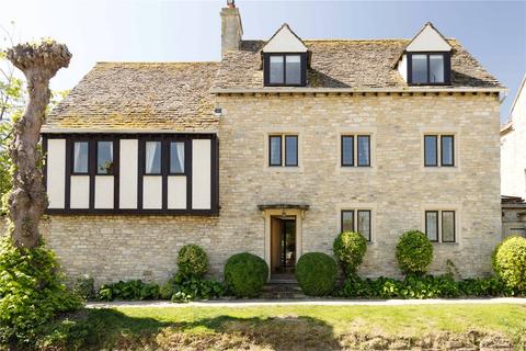 3 bed property, in Sheep Street, £1,695,000