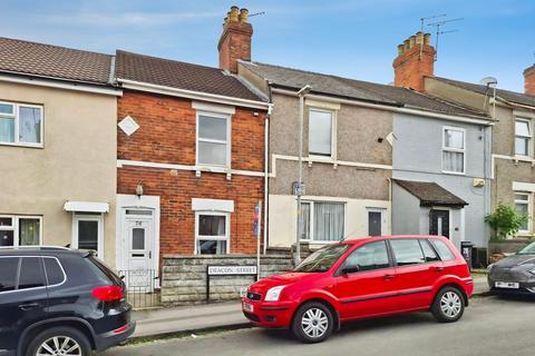 2 bed property, in Deacon Street, £190,000