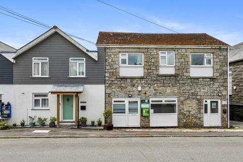 4 bed property, in St Breward, £465,000