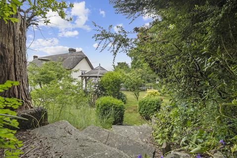 4 bed property, in Puddletown, £525,000