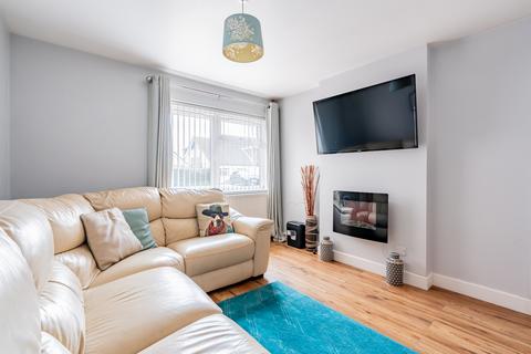 3 bed property, in Stoke Lodge, £350,000