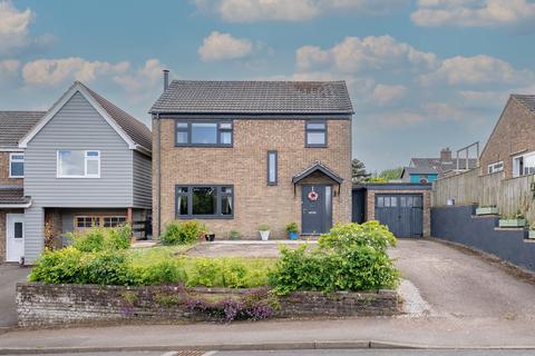 3 bed property, in Barrowell Lane, £450,000