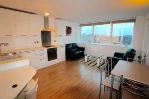 1 bed property, in Huntingdon Street, £98,000