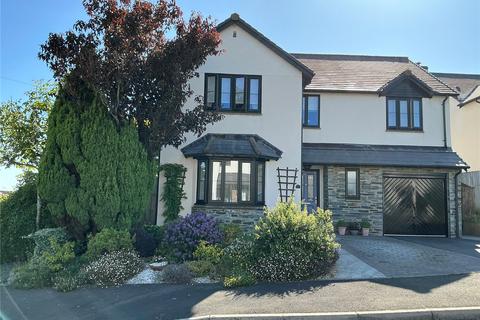 4 bed property, in Aish Park, £410,000