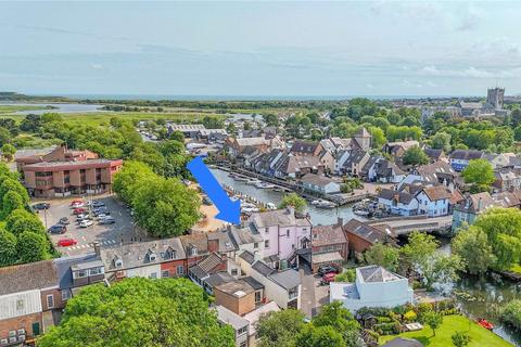 4 bed property, in Bridge Street, £699,950