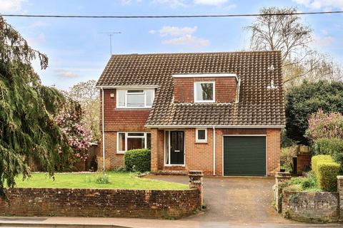 4 bed property, in Heath Road, £900,000