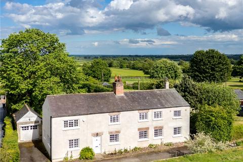 4 bed property, in Church Street, £800,000