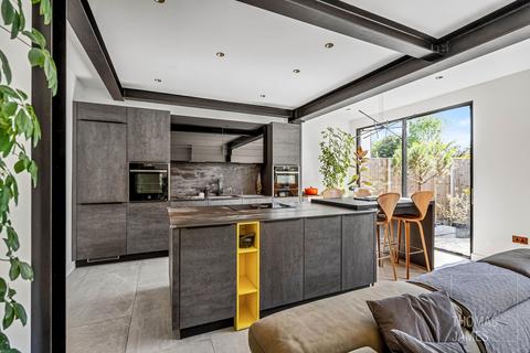 4 bed property, in Fox Lane, £1,100,000
