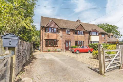 5 bed property, in Bellswood Lane, £800,000