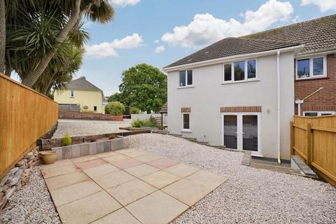 3 bed property, in PENN MEADOWS BRIXHAM, £299,950