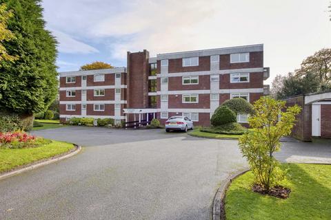 3 bed property, in 5 Eynsham Court, £515,000