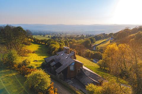 4 bed property, in Denbigh LL16, £1,000,000