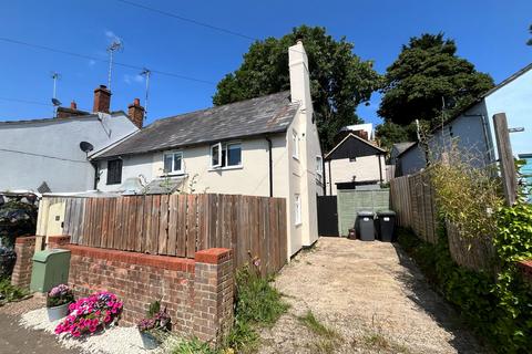 2 bed property, in Station Road, £325,000