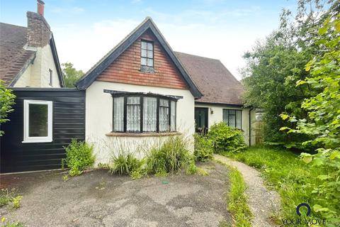 3 bed property, in Courtlands Way, £375,000