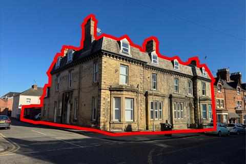Land, in 10-11 Avenue Road, £1,200,000