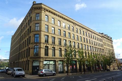 2 bed property, in Broadgate House, £45,000