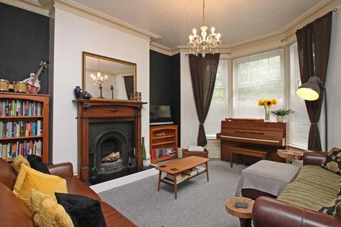 6 bed property, in Bold Street, £265,000