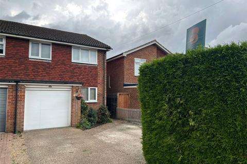 4 bed property, in Aperfield Road, £530,000