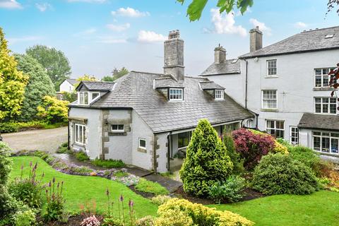 2 bed property, in Fell Cottage, £375,000