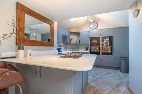 1 bed property, in Fell End Chapel, £375,000
