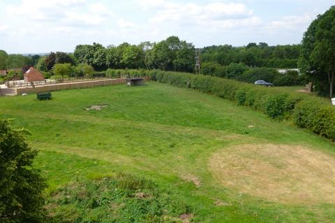Land, in Flintham Lane, £350,000
