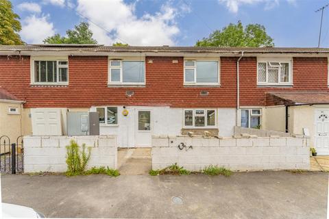 4 bed property, in Winvale, £425,000