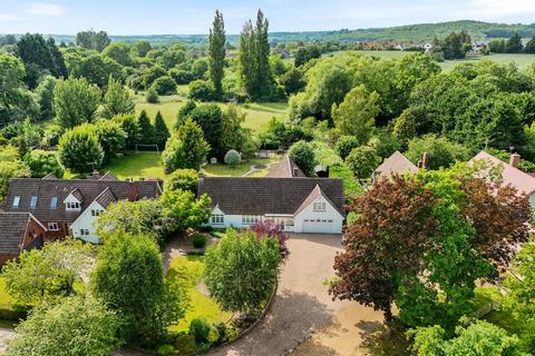 4 bed property, in Duck Lane, £1,000,000