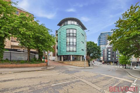 1 bed property, in 27 Woolpack Lane, £80,000