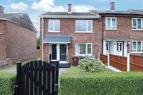3 bed property, in Ballifield Avenue, £190,000